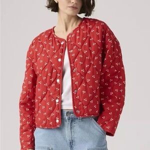Levi’s Josie Quilted Liner Jacket Sold Out